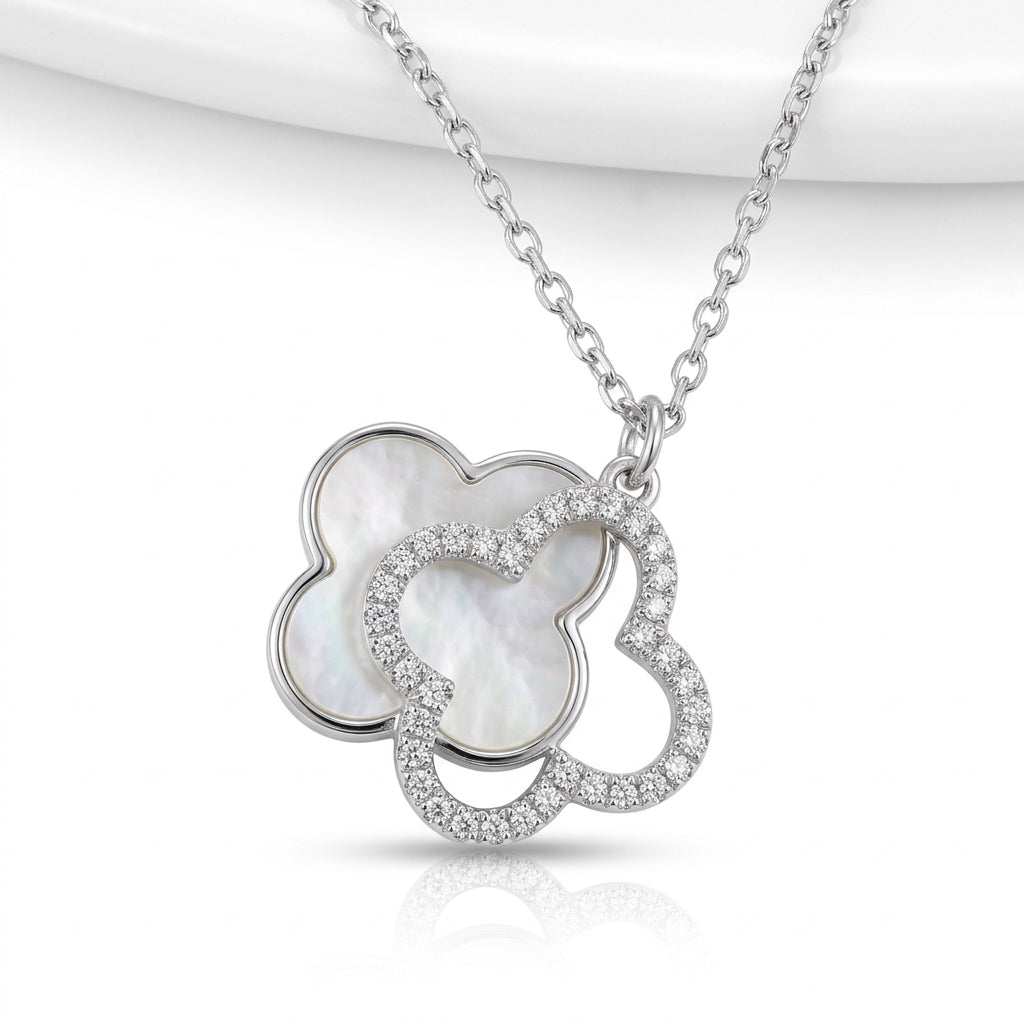Élan Duo Clover Necklace