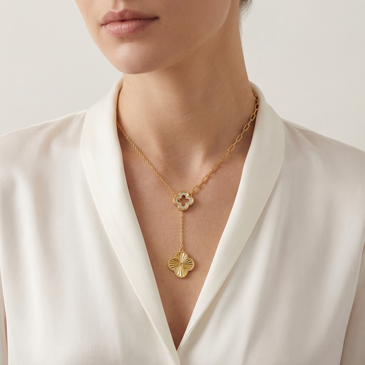 Lueur Lariat Clover Pavé Necklace